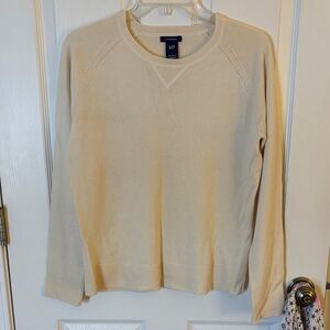 GAP 100% Cashmere Women's Crew Neck Sweater